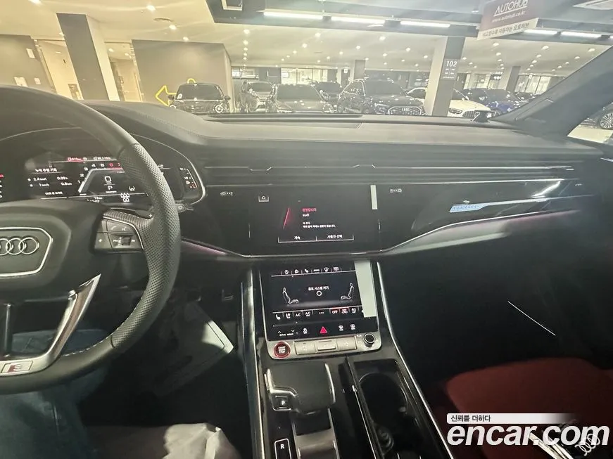 Audi SQ7 2026 из KR, фото 8