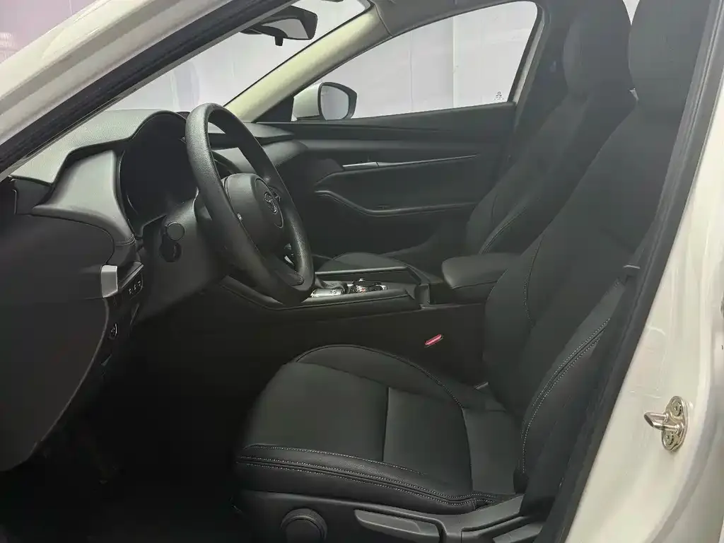 Mazda 3 Axela 2021 из CN, фото 4