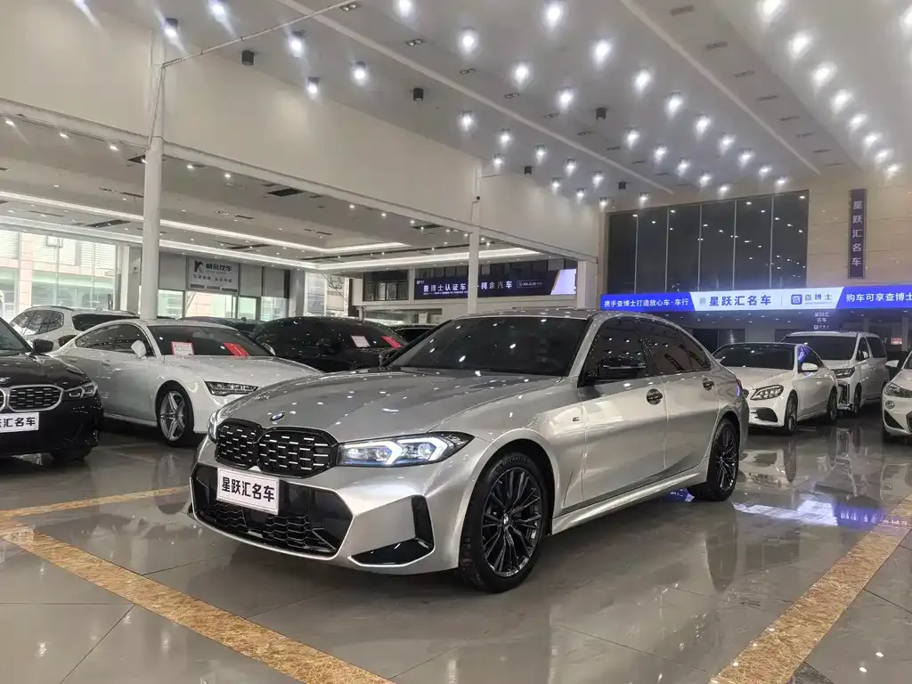 BMW 3 Series 2023 из CN, фото 1