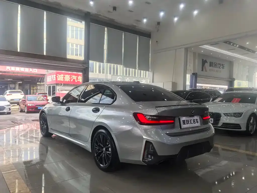 BMW 3 Series 2023 из CN, фото 7
