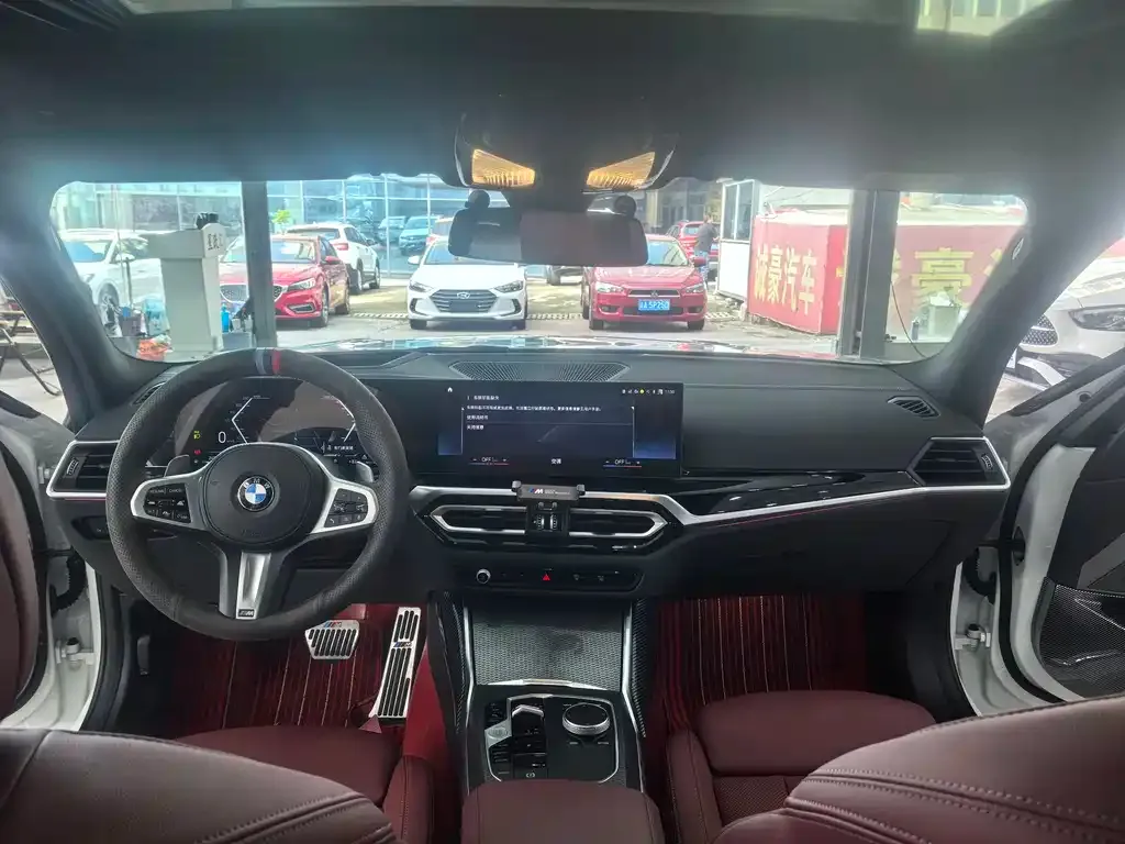 BMW 3 Series 2023 из CN, фото 2