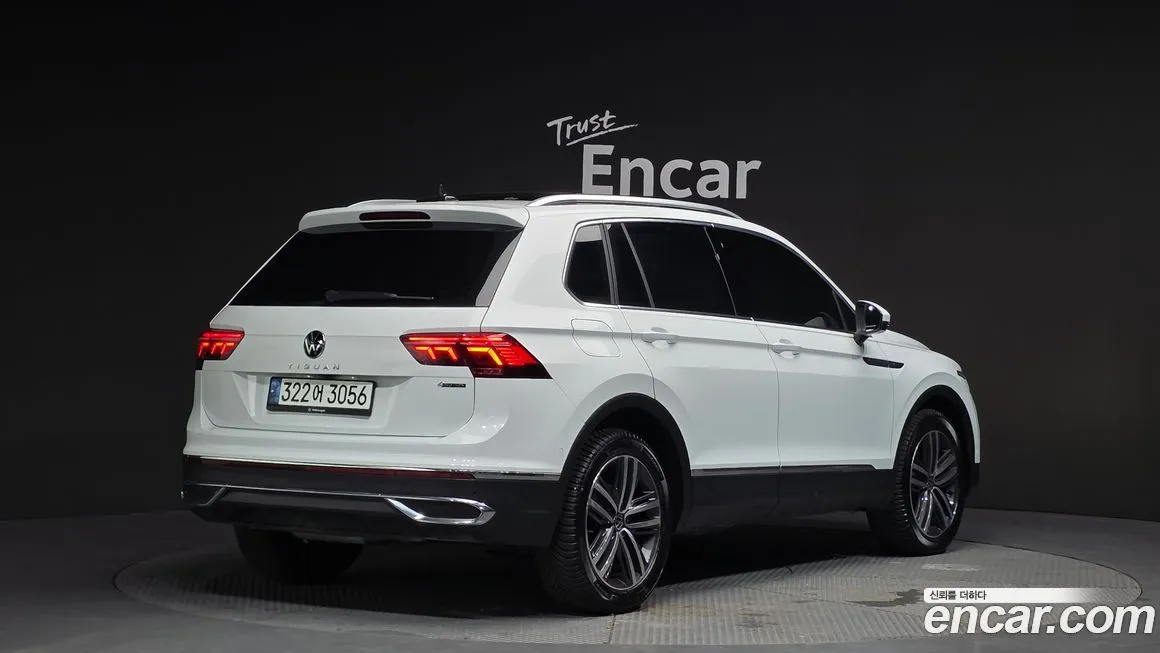 Volkswagen Tiguan — фото 2