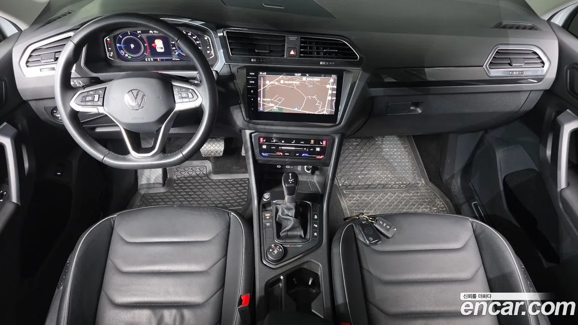 Volkswagen Tiguan — фото 5