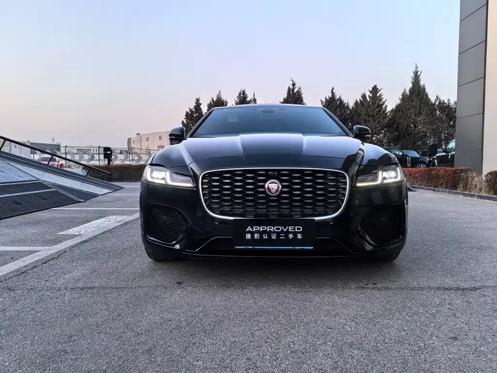 Jaguar XFL 2024 из CN, фото 9