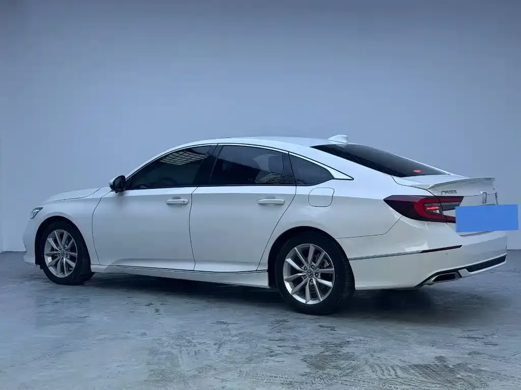 Honda Accord 2023 из CN, фото 6