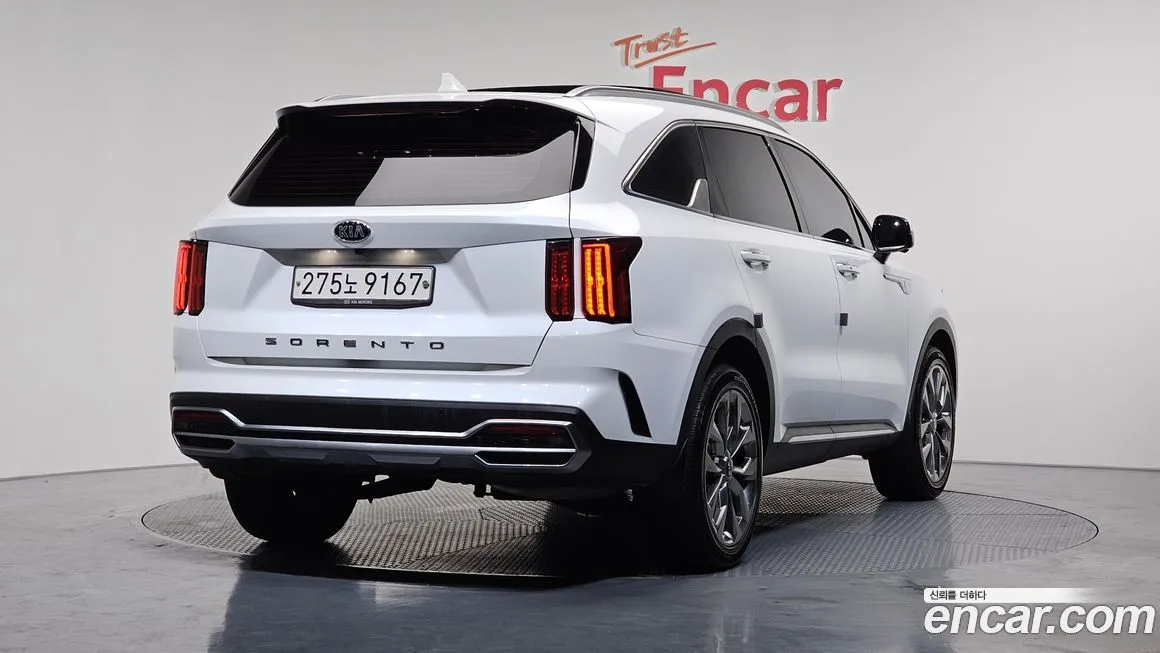 Kia Sorento — фото 7