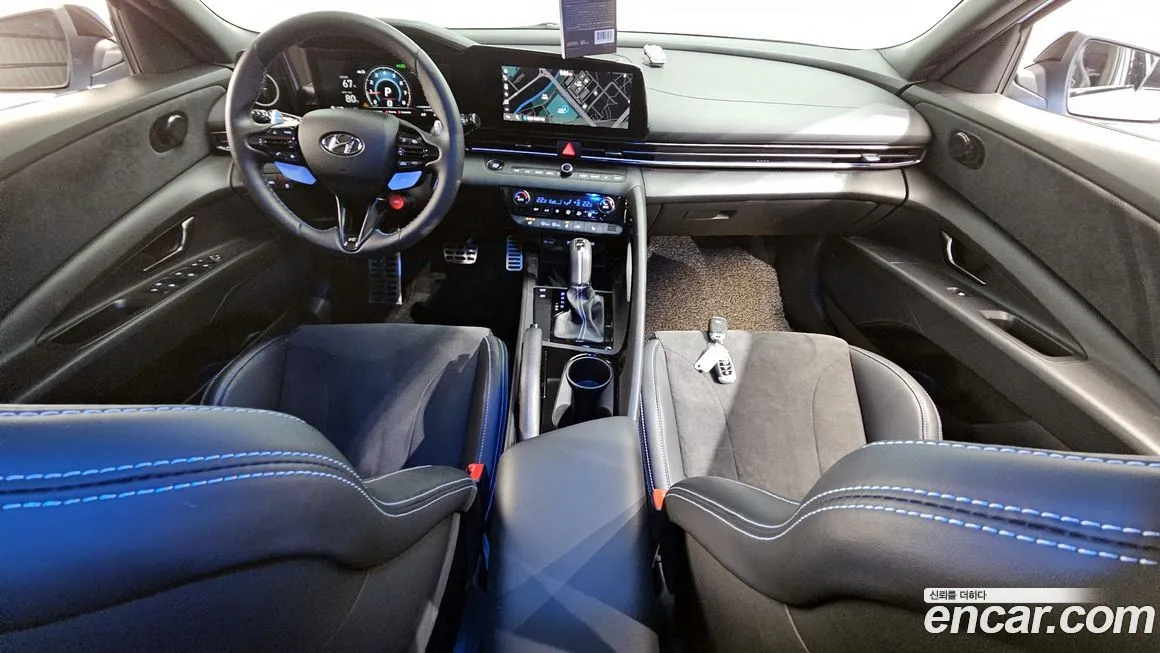Hyundai AVANTE — фото 3