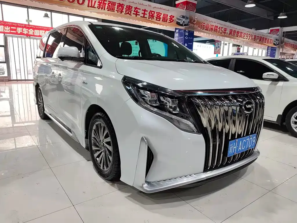 GAC Motor Trumpchi M8 — фото 2