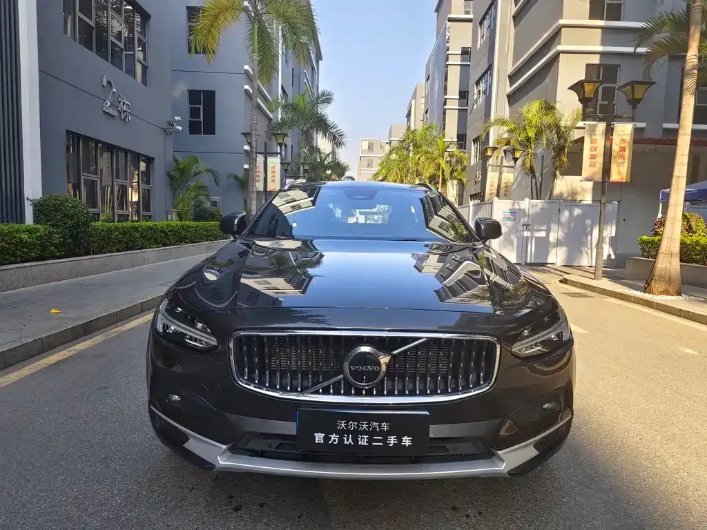 Volvo V90 2025 из CN, фото 10