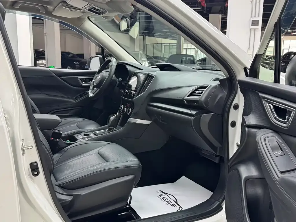 Subaru Forester 2021 из CN, фото 9