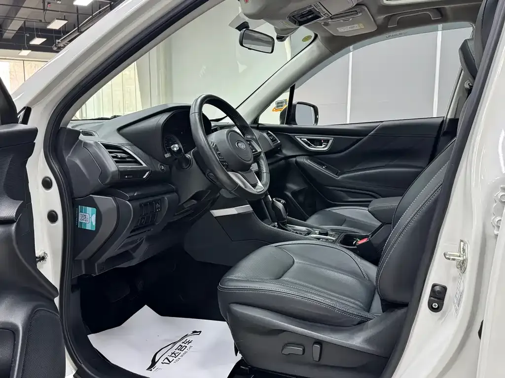 Subaru Forester 2021 из CN, фото 3