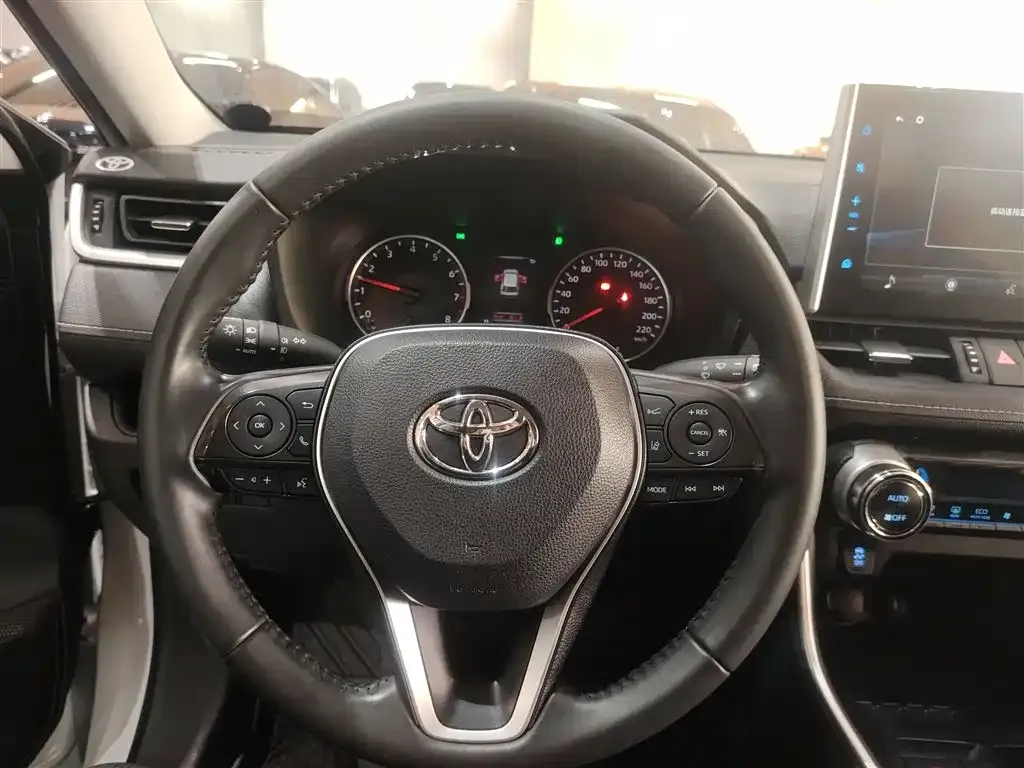 Toyota Wildlander 2022 из CN, фото 9