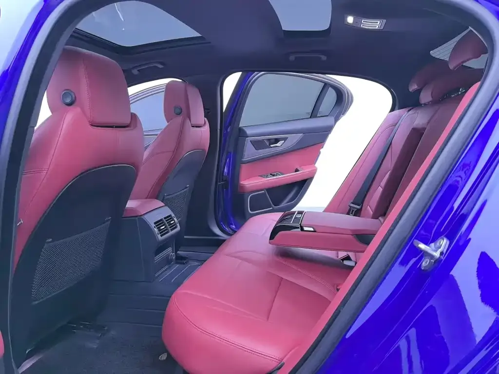 Jaguar XEL 2021 из CN, фото 8