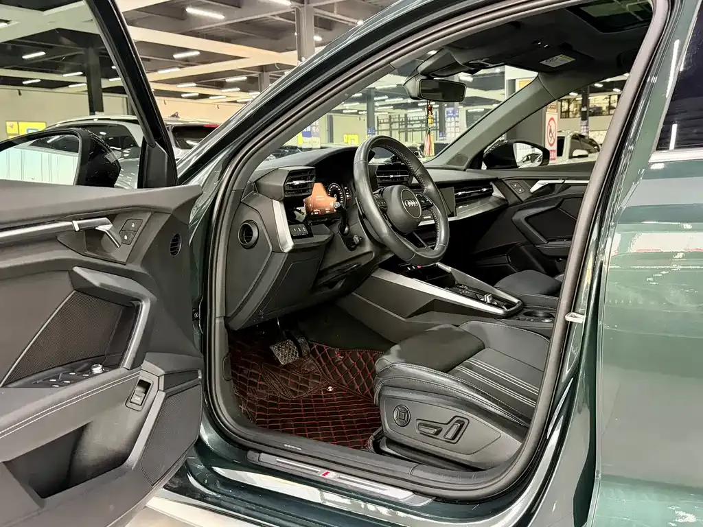 Audi A3 2022 из CN, фото 4