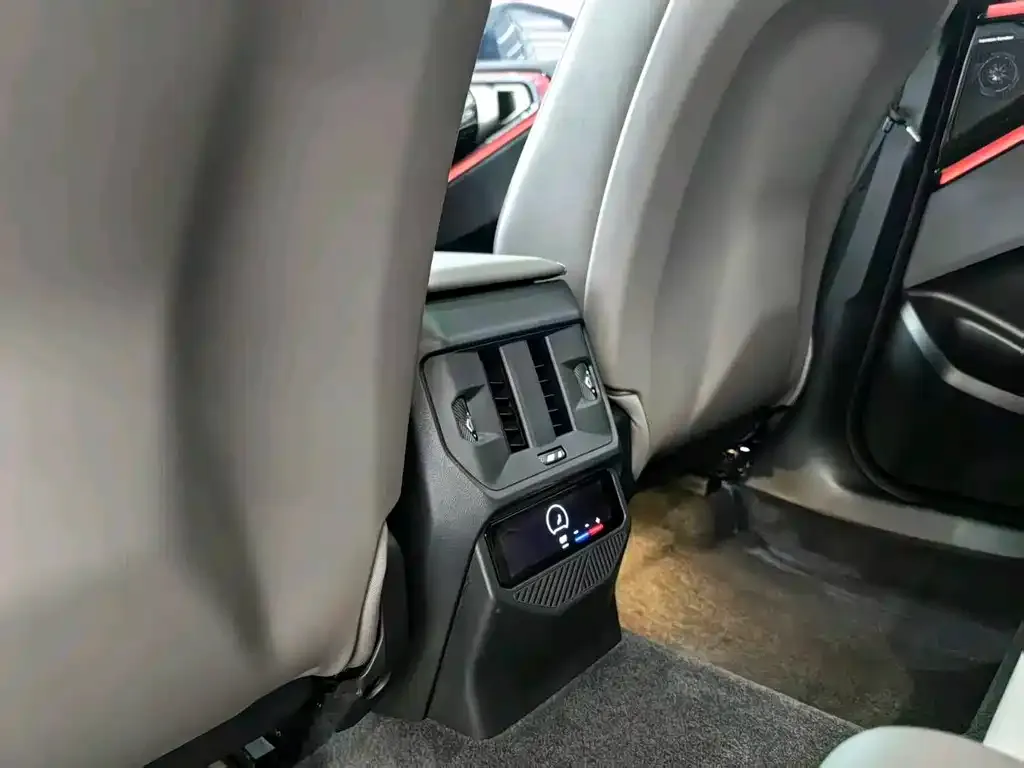 BMW X3 2025 из CN, фото 2