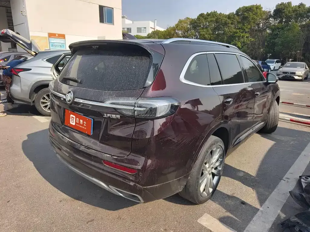 Buick Envision Plus — фото 9