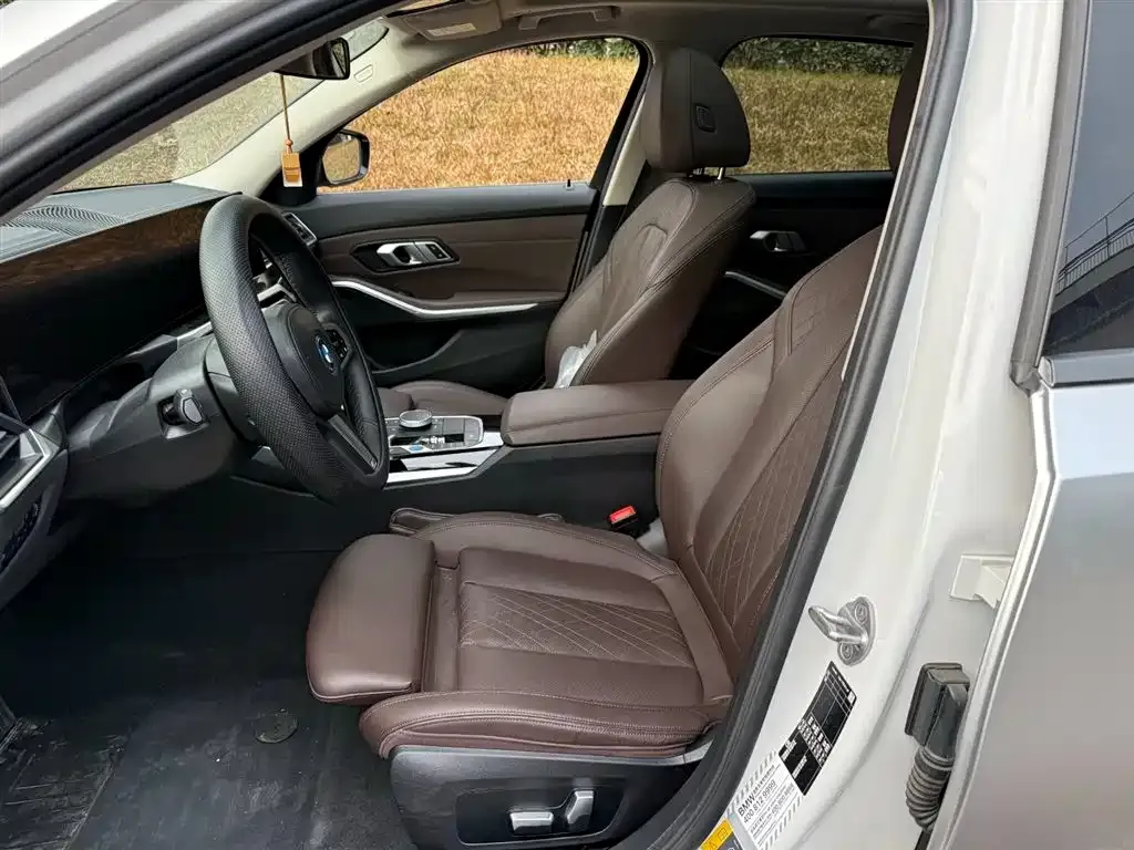 BMW i3 2023 из CN, фото 2