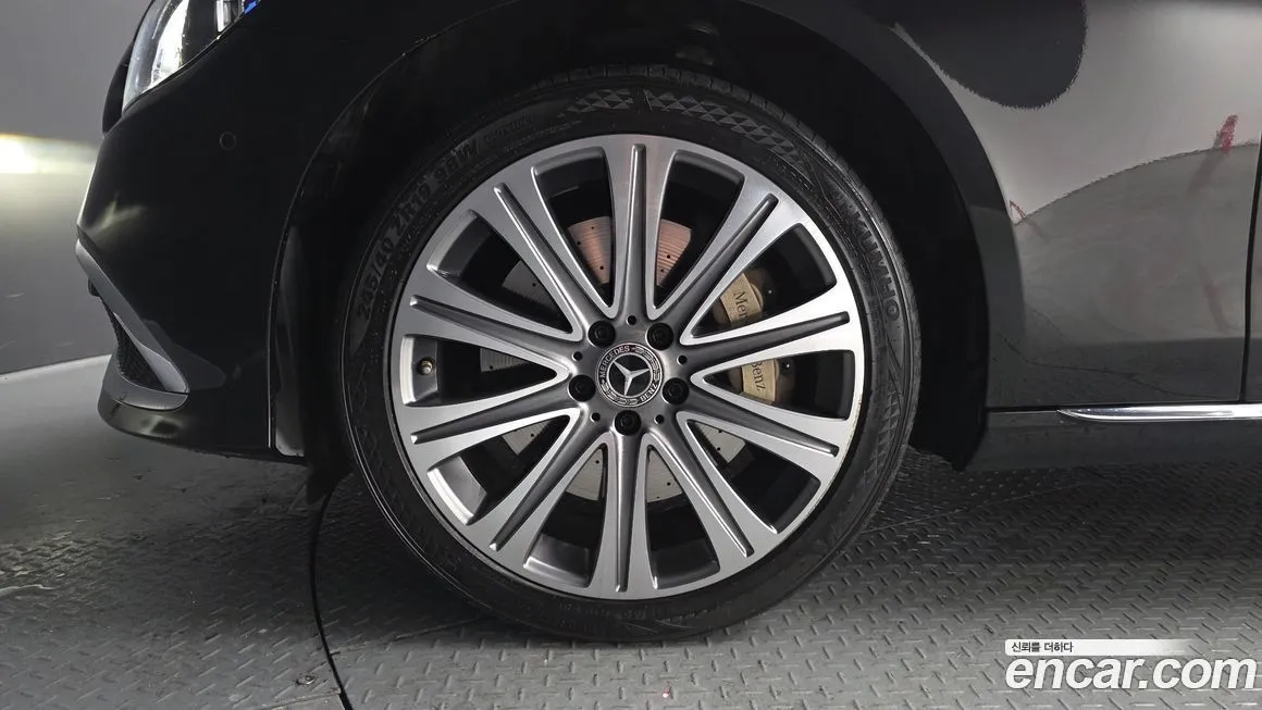 Mercedes-Benz E-Class 2021 из KR, фото 8