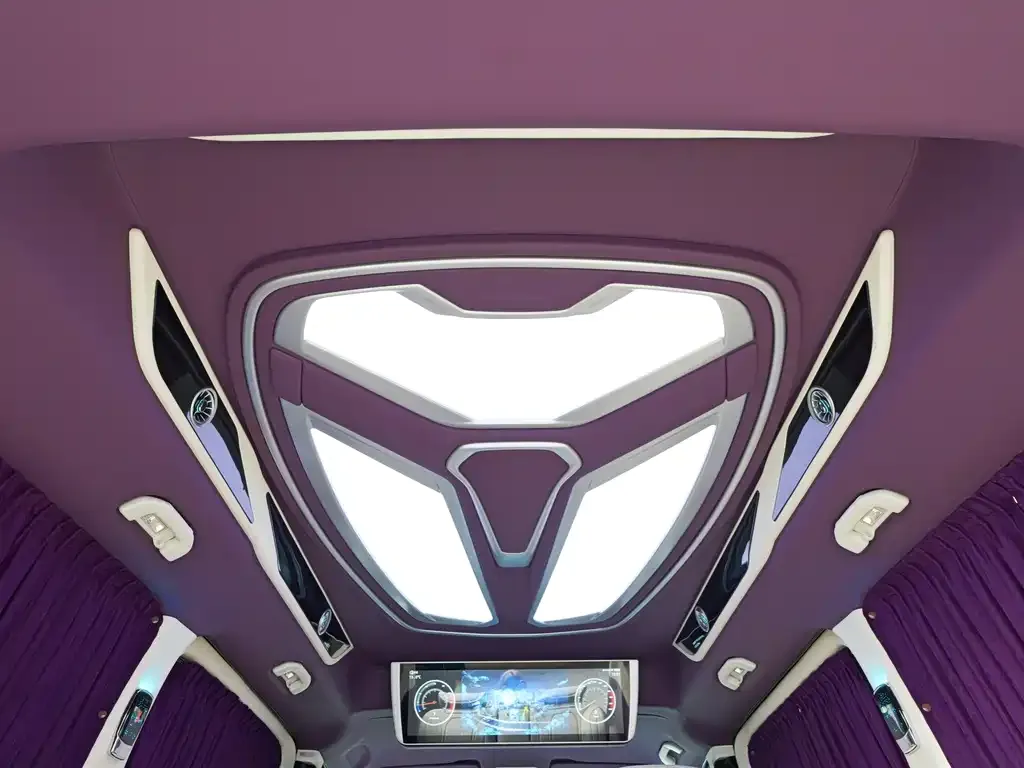Mercedes-Benz Vito 2024 из CN, фото 2
