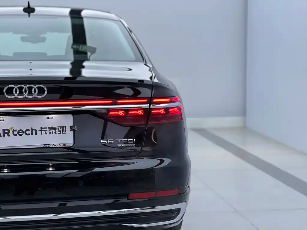 Audi A8 2023 из CN, фото 4