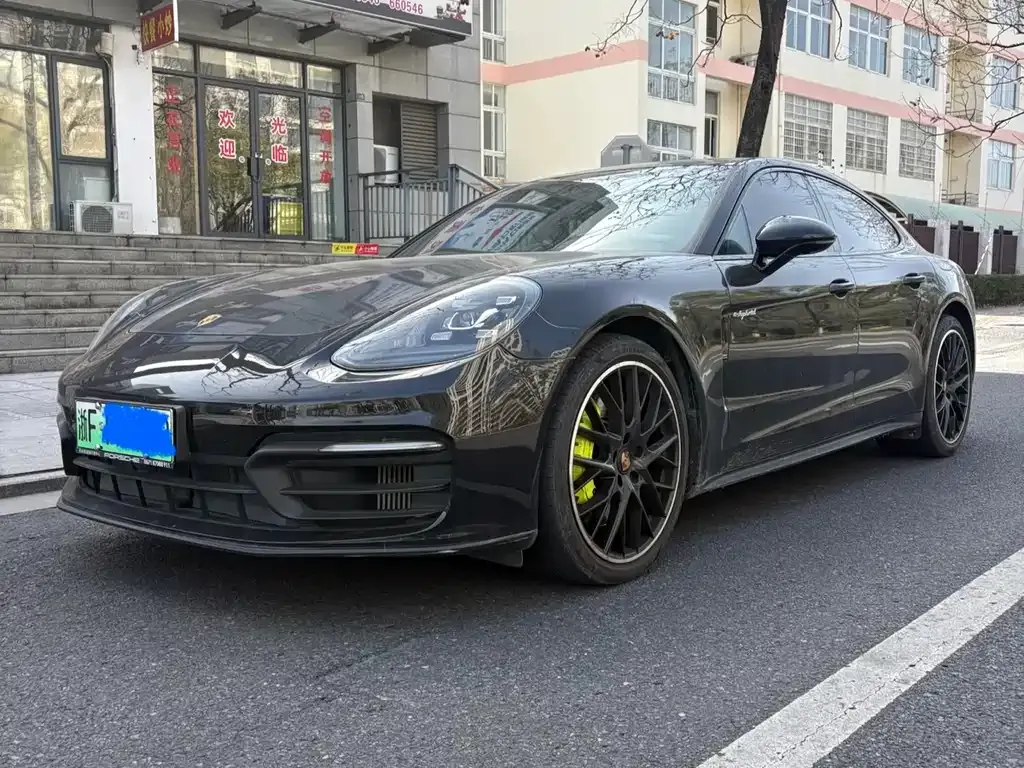 Porsche Panamera Hybrid 2022 из CN, фото 1