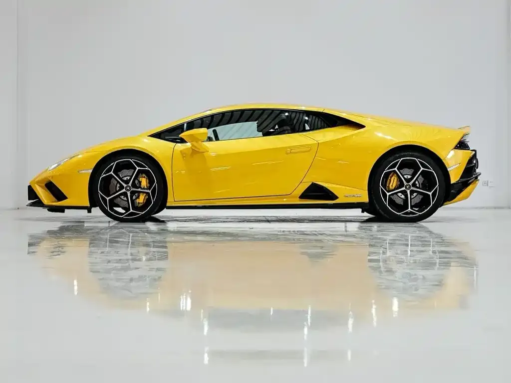 Lamborghini Huracan 2022 из CN, фото 2