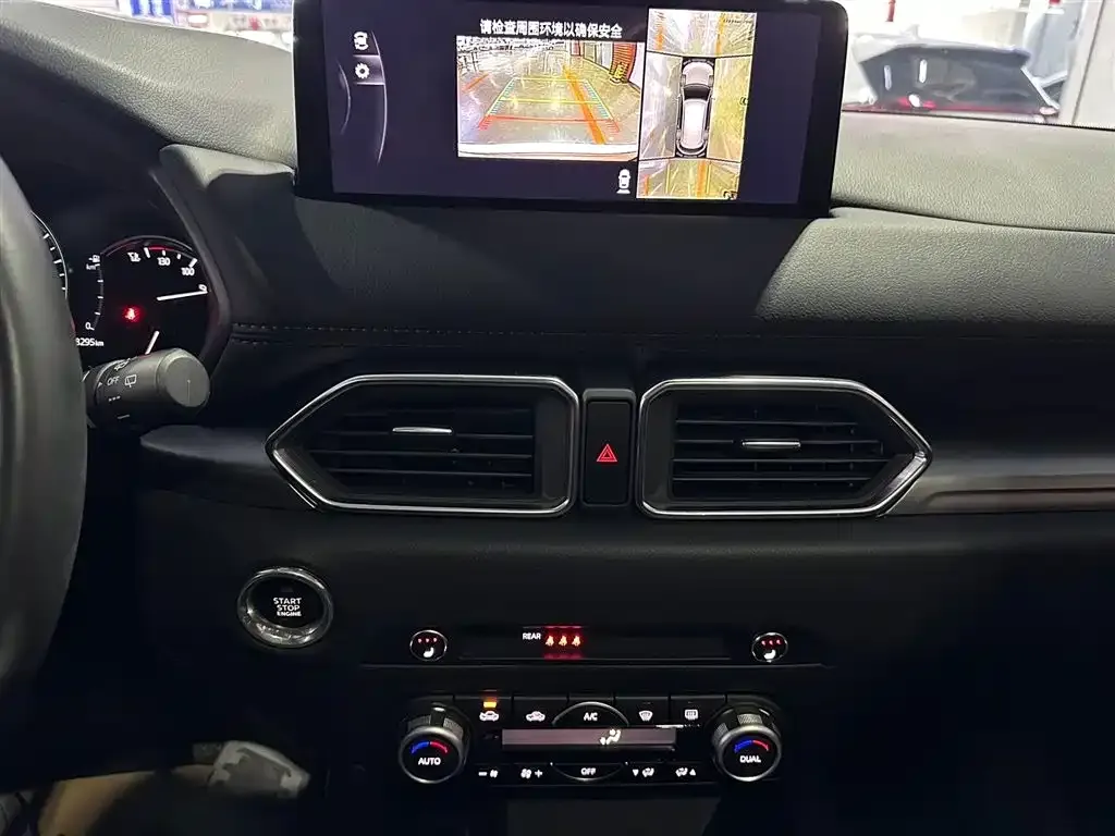 Mazda CX-5 2024 из CN, фото 2