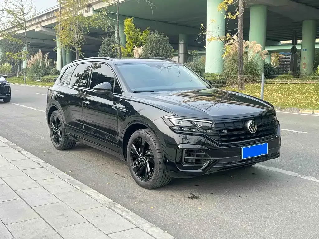 Volkswagen Touareg 2023 из CN, фото 9