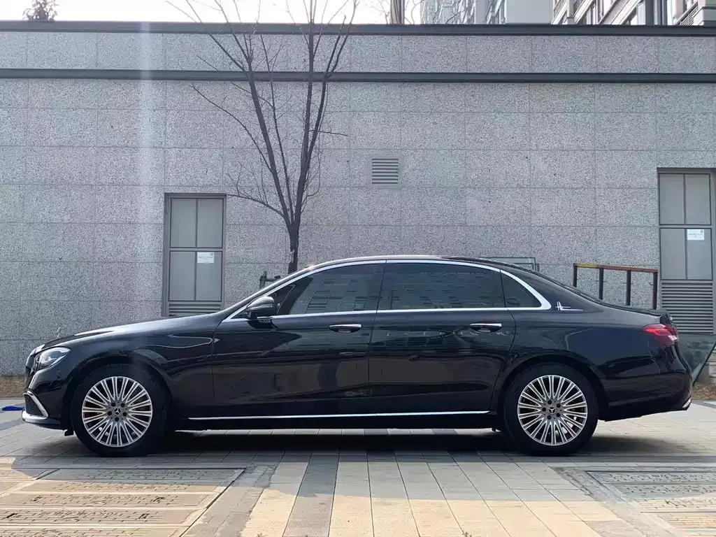 Mercedes-Benz E-Class 2023 из CN, фото 7