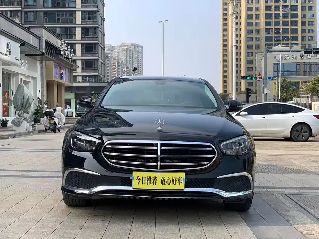 Mercedes-Benz E-Class 2023 из CN, фото 4
