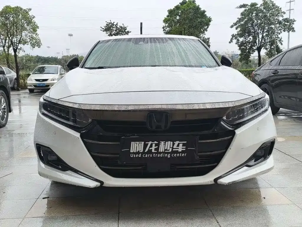 Honda Accord — фото 3