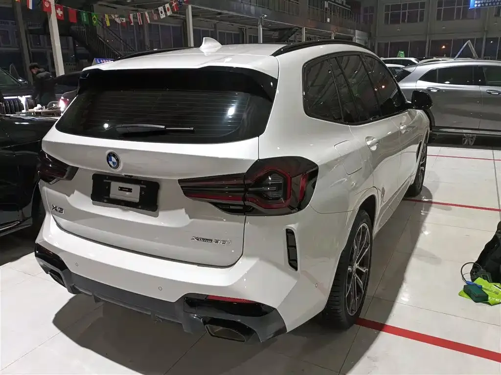 BMW X3 2024 из CN, фото 2