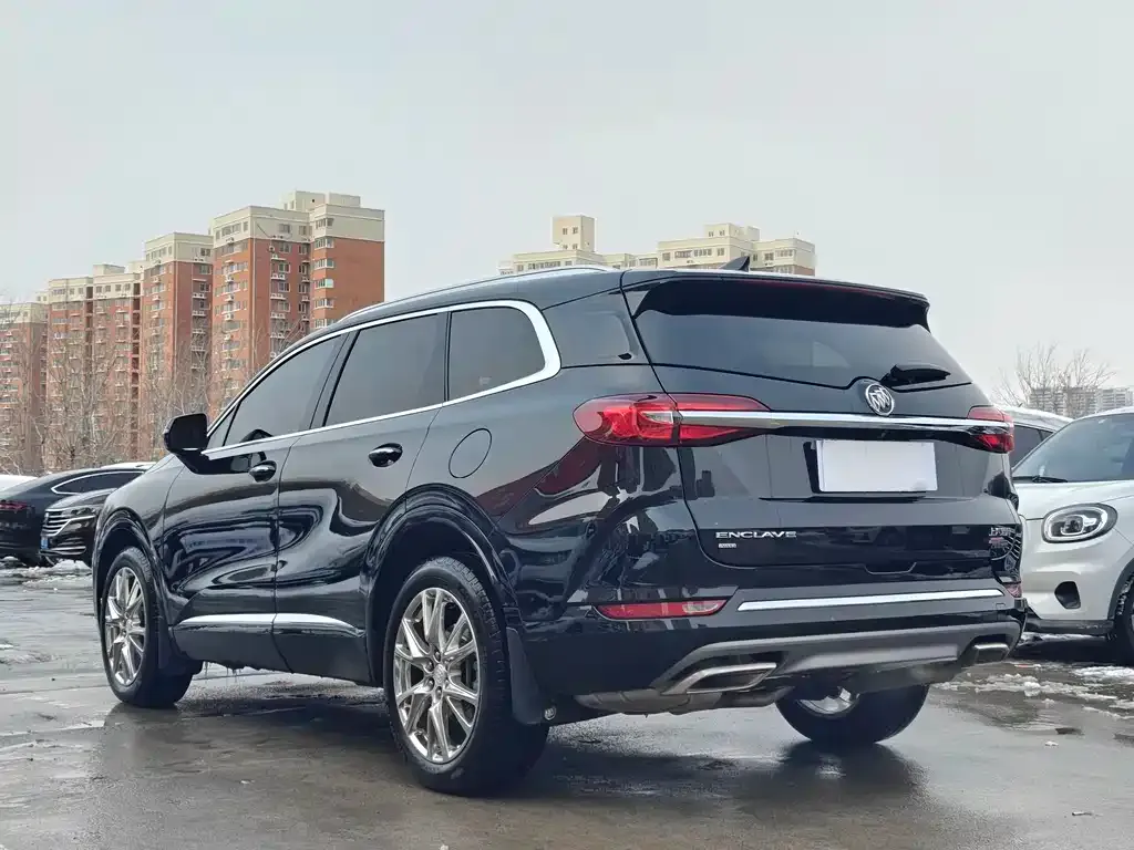Buick Enclave 2024 из CN, фото 9