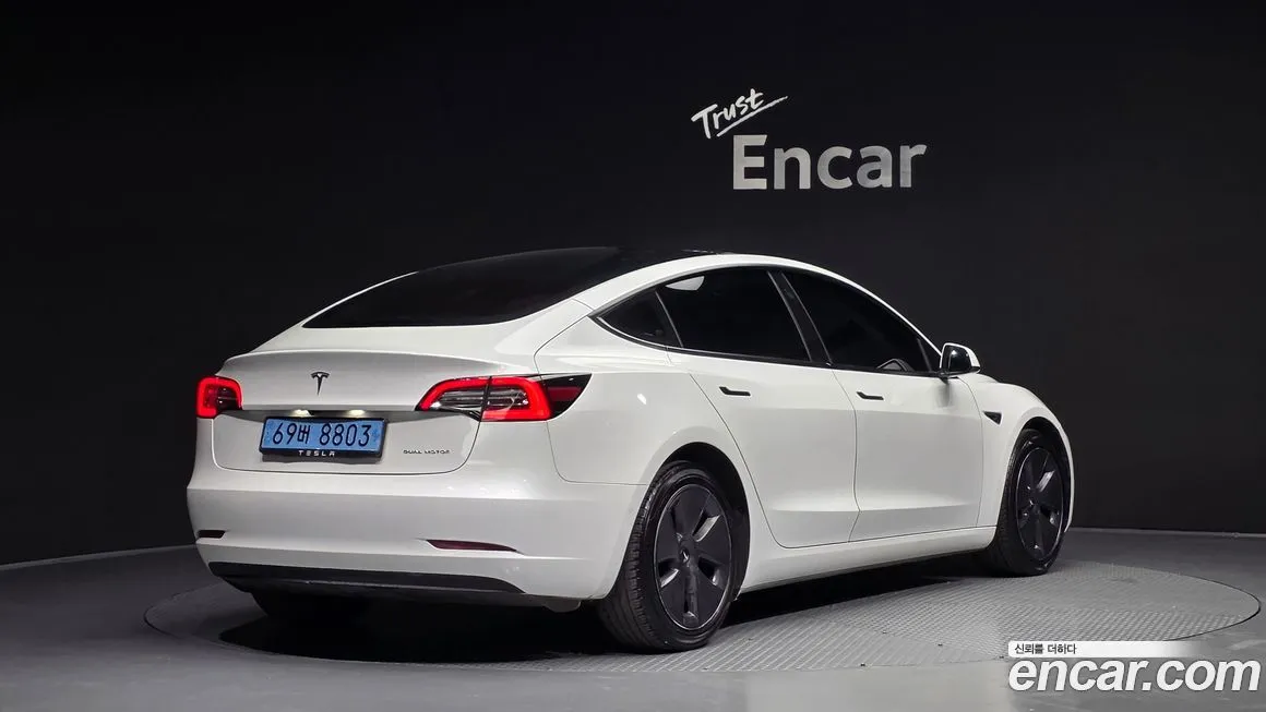 Tesla Model 3 2022 из KR, фото 2