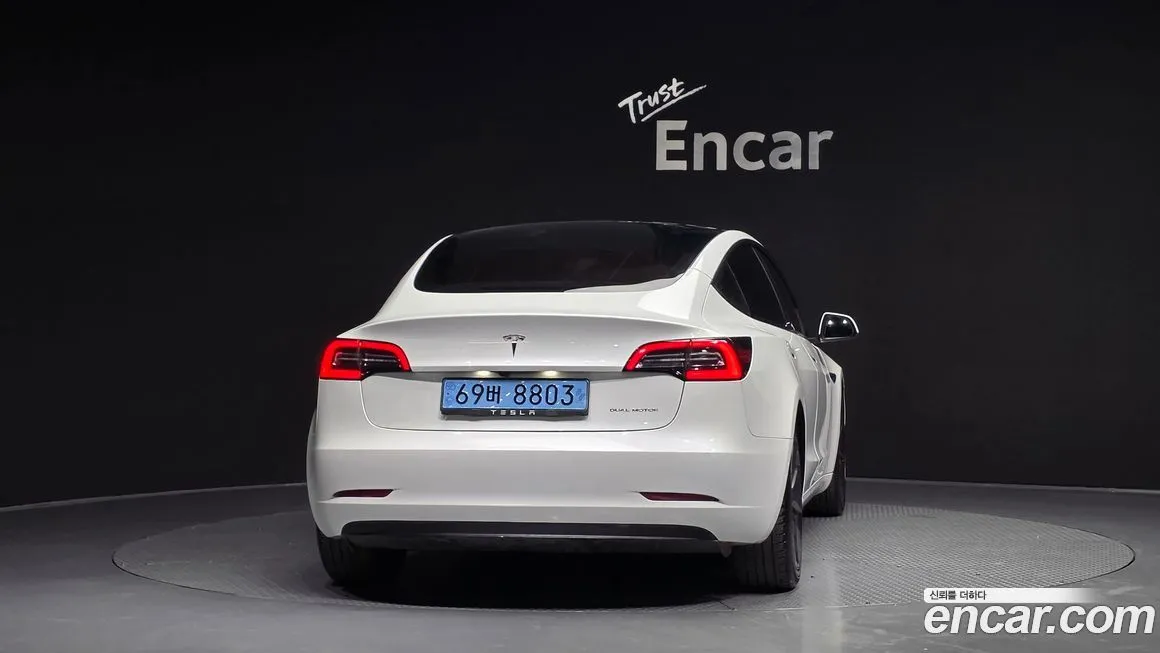 Tesla Model 3 2022 из KR, фото 4