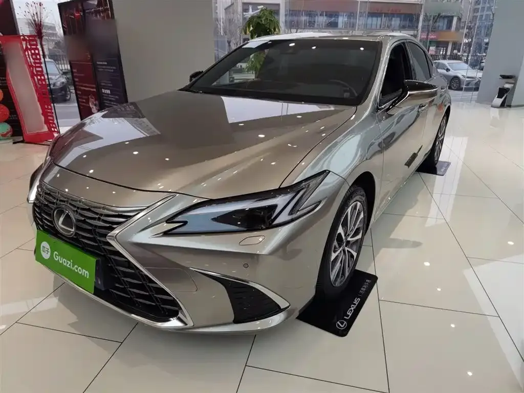 Lexus ES 2026 из CN, фото 4