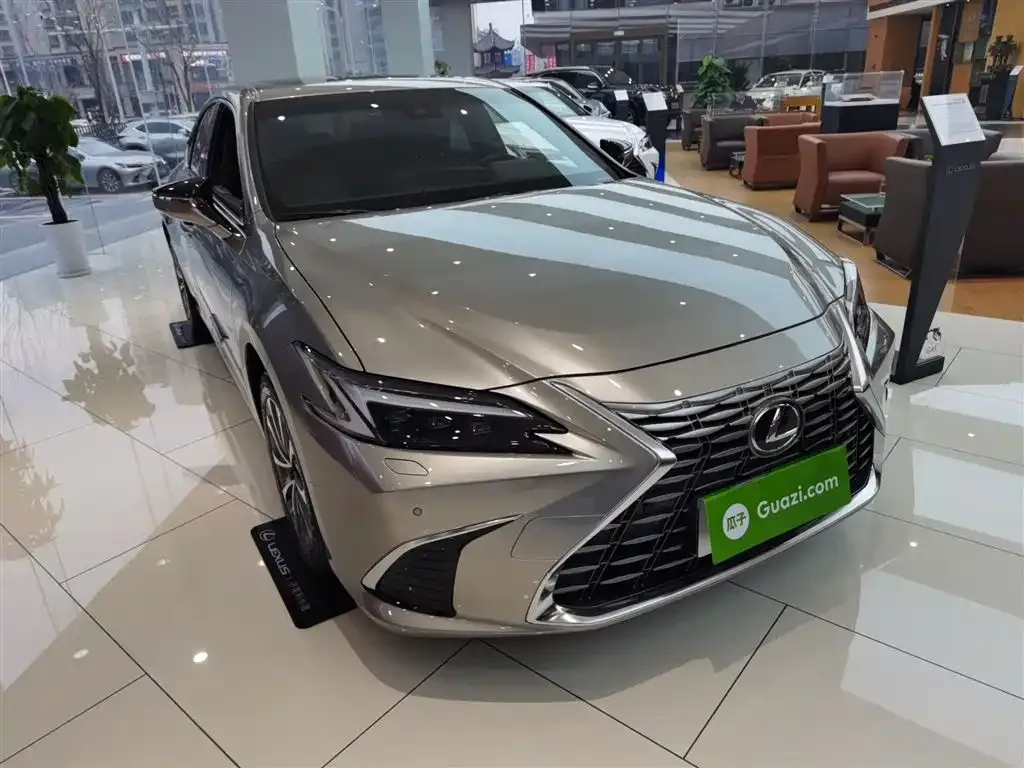 Lexus ES 2026 из CN, фото 9