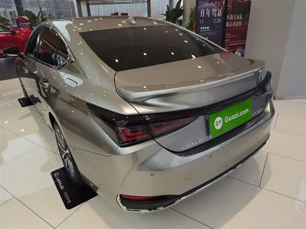 Lexus ES 2026 из CN, фото 5