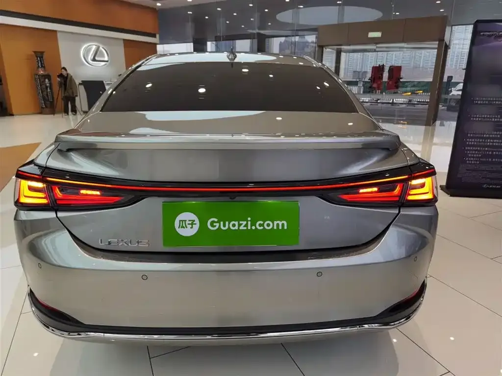Lexus ES 2026 из CN, фото 10