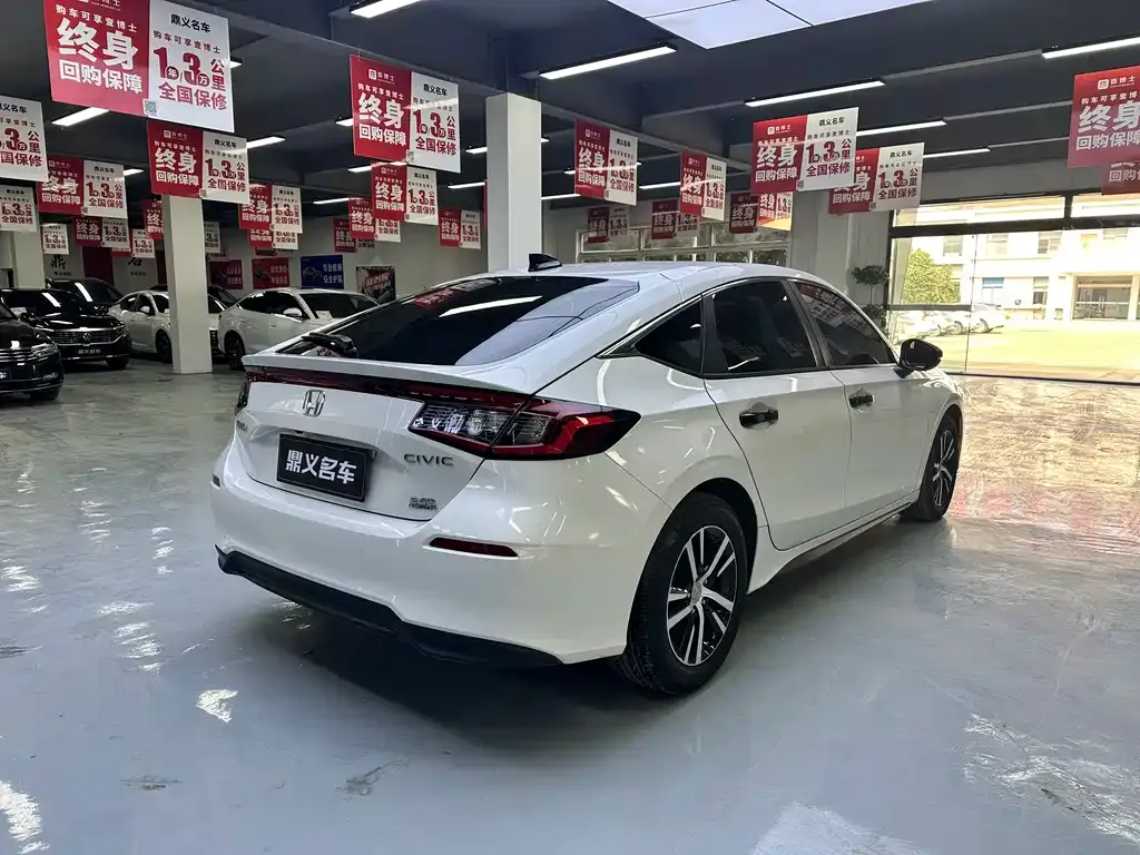 Honda Civic 2025 из CN, фото 4