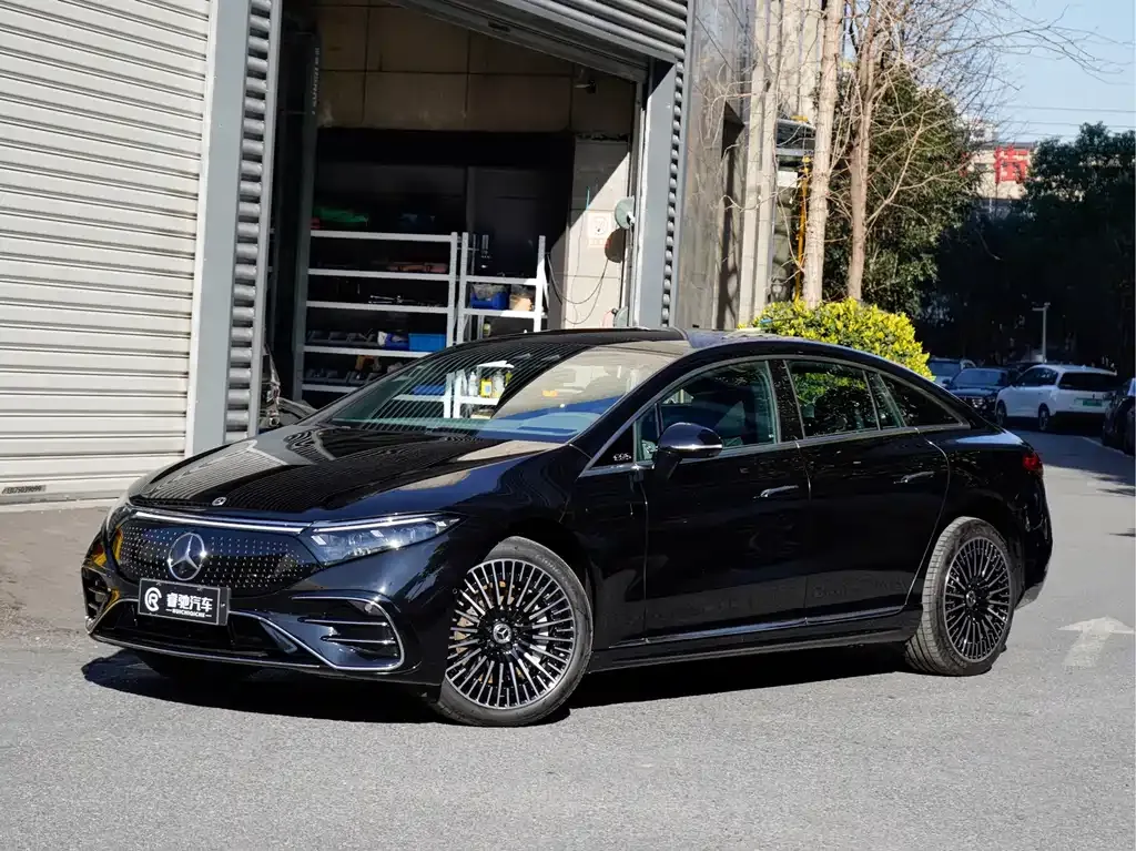 Mercedes-Benz EQS 2023 из CN, фото 1