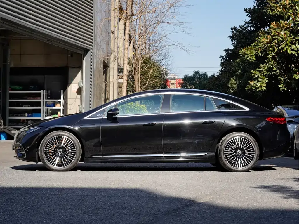 Mercedes-Benz EQS 2023 из CN, фото 7