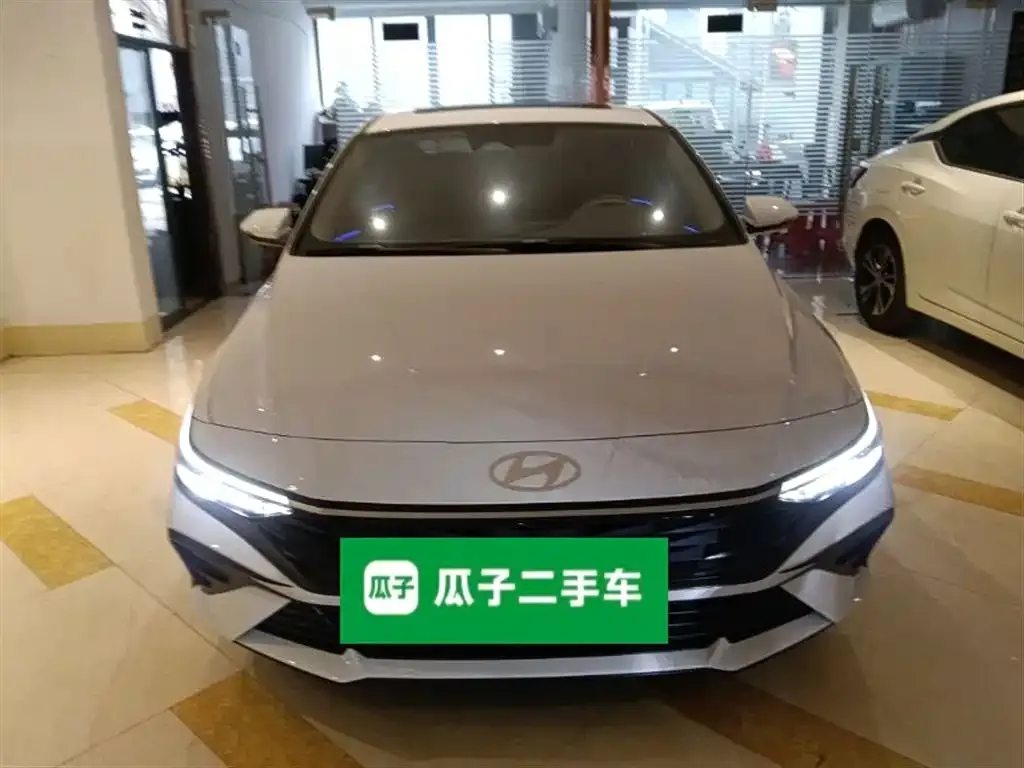 Hyundai Elantra 2024 из CN, фото 4
