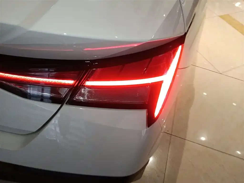 Hyundai Elantra 2024 из CN, фото 3