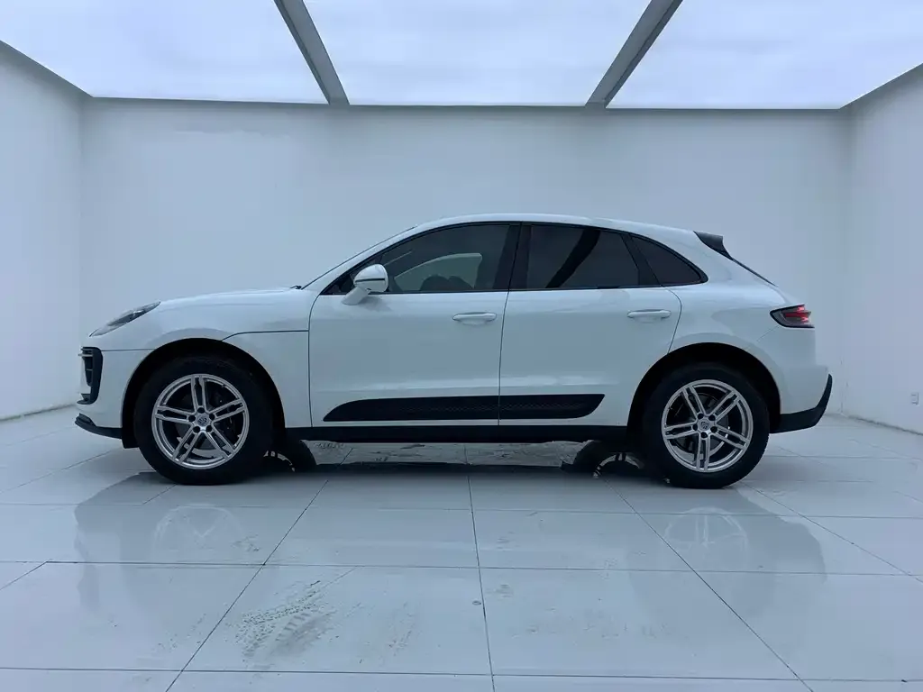 Porsche Macan 2025 из CN, фото 8