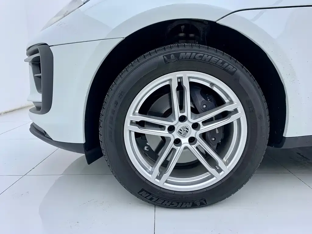 Porsche Macan 2025 из CN, фото 5