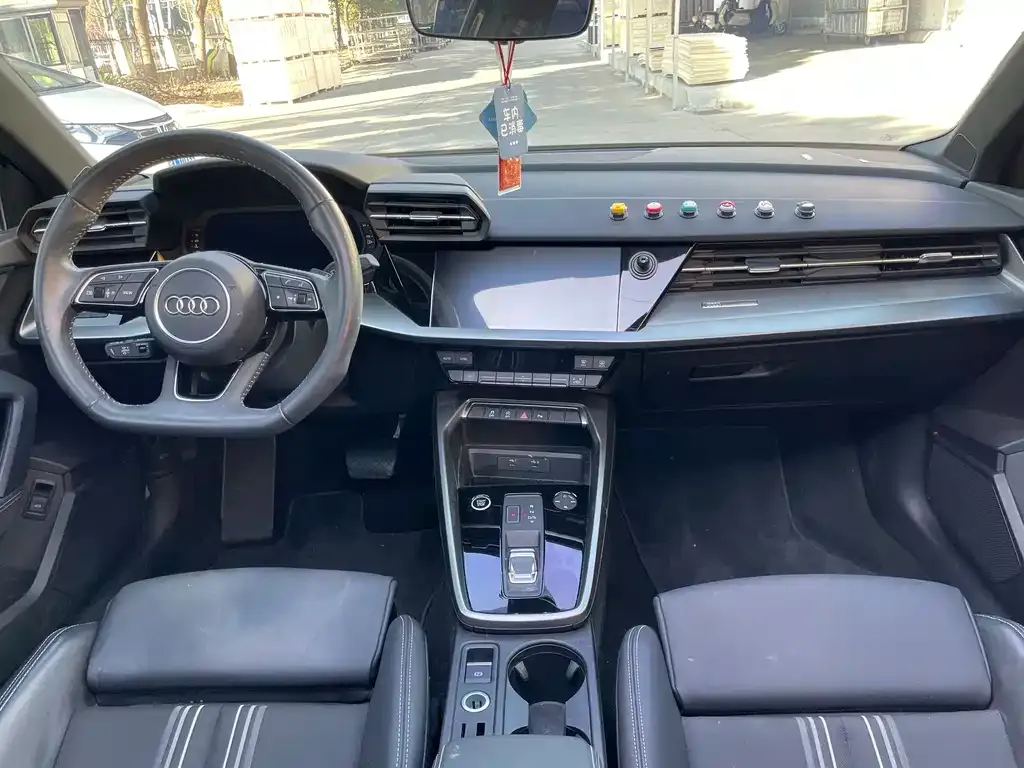 Audi A3 — фото 2