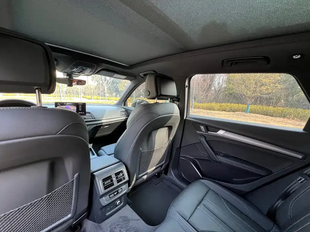 Audi Q5L 2024 из CN, фото 8