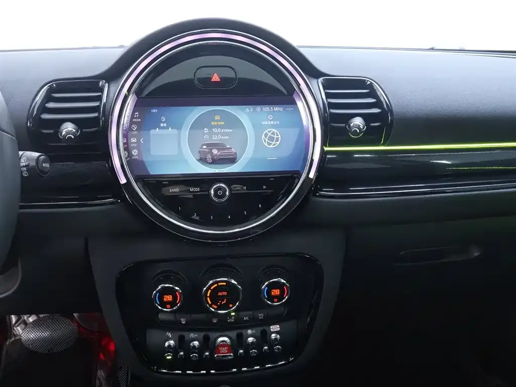 MINI Clubman — фото 2
