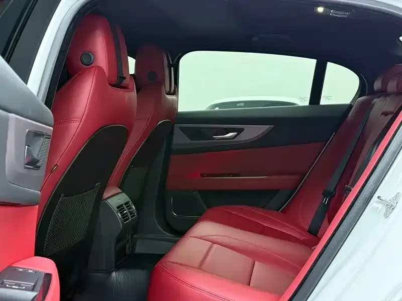 Jaguar XEL 2022 из CN, фото 6
